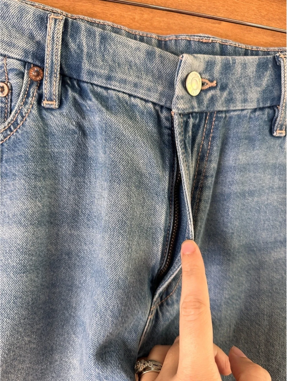 American Eagle Strigid Curvy Relaxed Denim Jean Shorts High Rise Women’s size 14